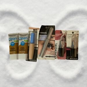 COVERGIRL Foundation and Makeup Set with Blue, Silver, and Pink Accents